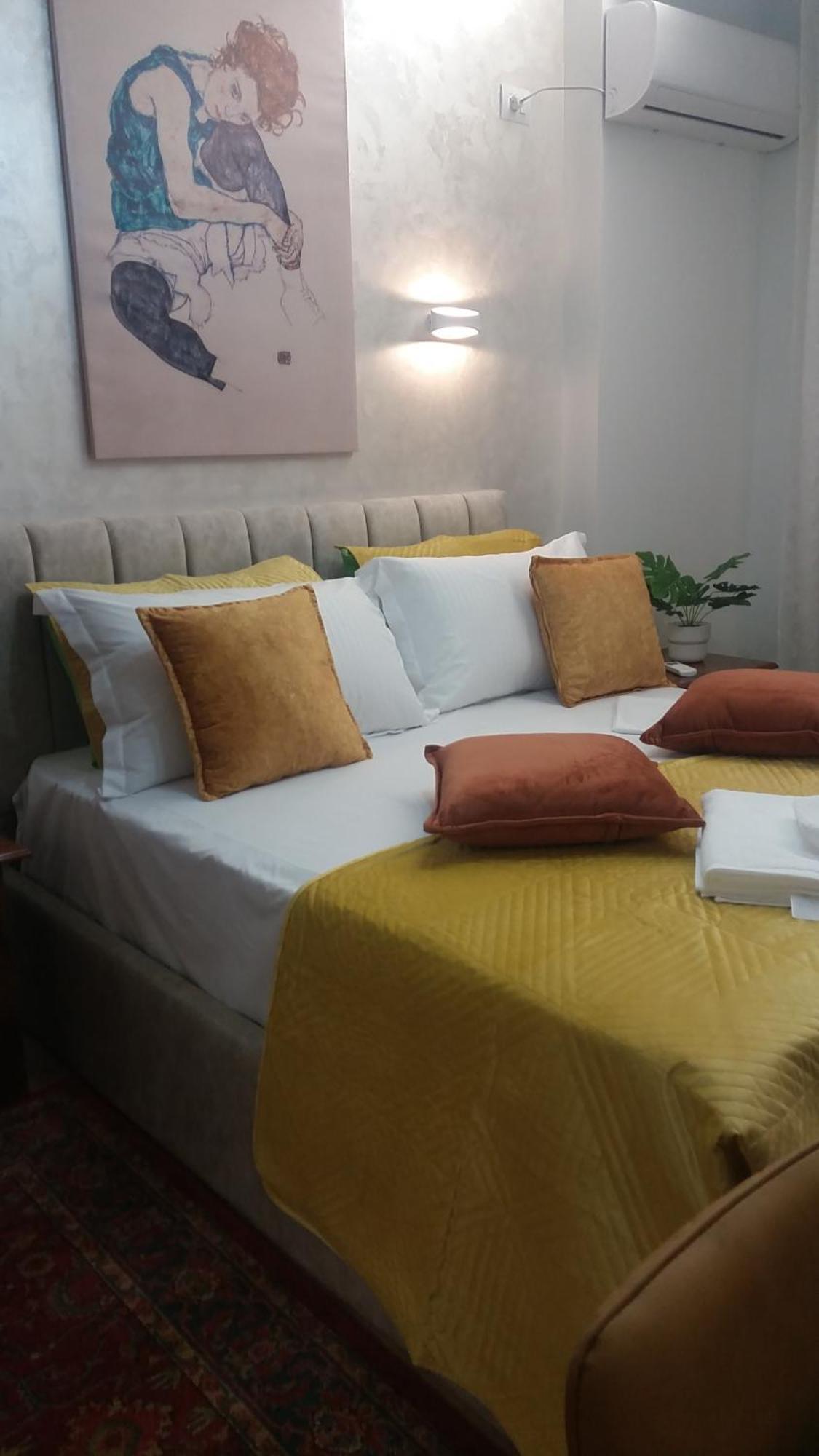 Bani'S Cozy Lovely Apt Tirana Exterior foto